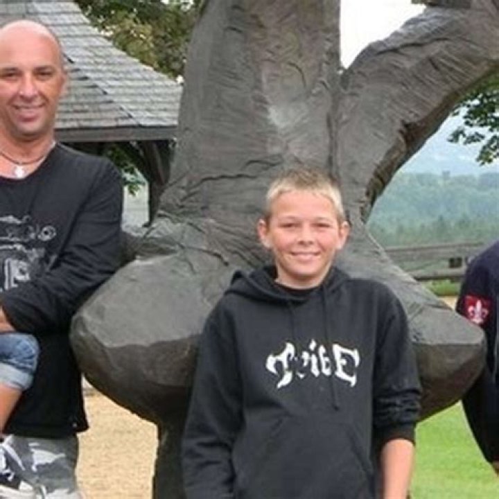 Pere Qui Tue Ses 3 Enfants