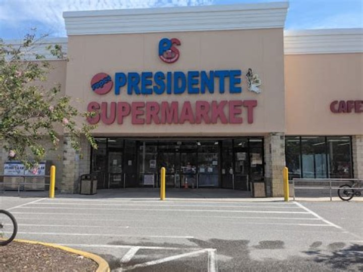 	Presidente Supermarkets leasing former Winn-Dixie in Mangonia Park	
