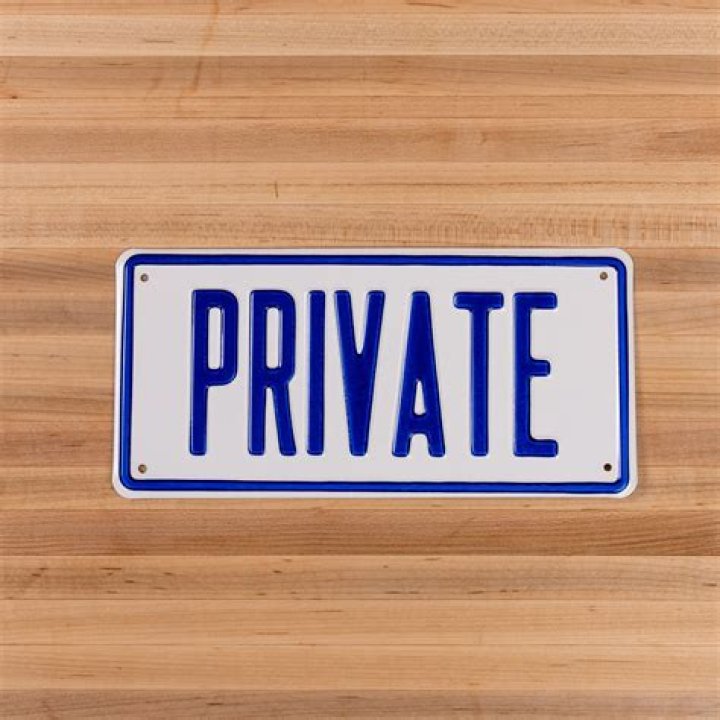 Private Sign
– Laurel Mercantile