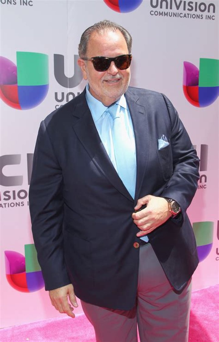 Raúl De Molina Bio, Age, Height, Wife, Salary, Net Worth Univision