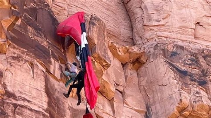 Rescue team, bystander recount daring Moab rescue after BASE jumper cliff crash