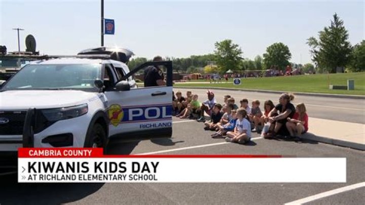 Richland students learn about police, responders at Kiwanis Kids Day