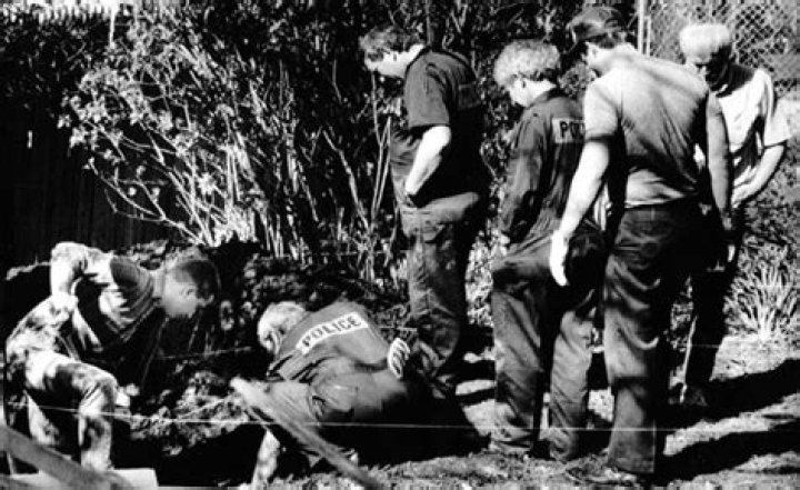 Robert Berdella ~ Serial Killings Details with [ Photos