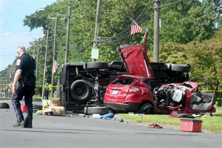 Robert Tolppi Obituary, Car Accident Connecticut, Leaves 1 Man Dead