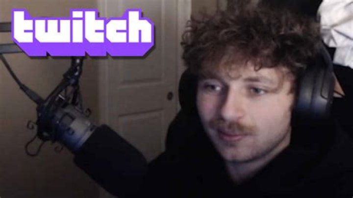 Sanchovies unbanned on Twitch after making bomb threat on stream