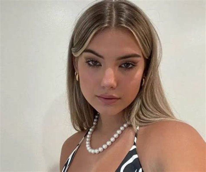 Sarah Jade Bleau: Wiki, Bio, Age, Height, Parents, Boyfriend, Net Worth