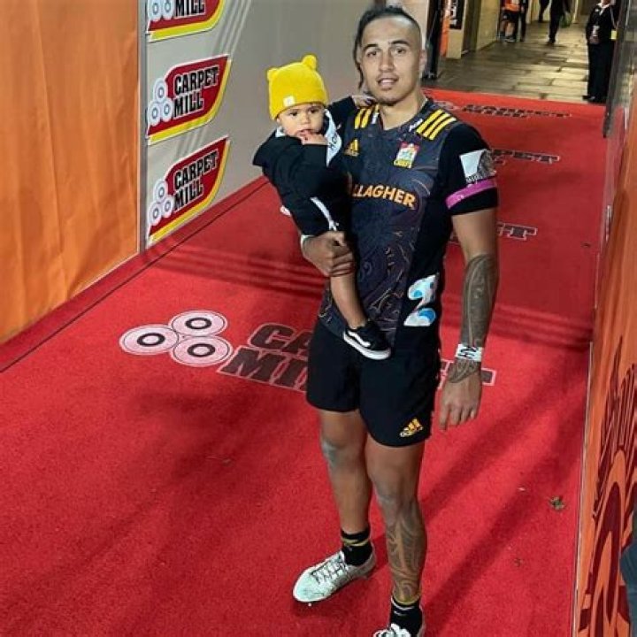 Sean Wainui: Wiki, Bio, Height, Age, Jobs, Kids, Net Worth, Wife