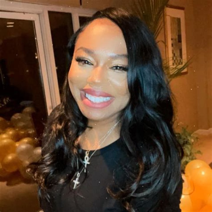 Shaniqua Tompkins Net Worth 2024