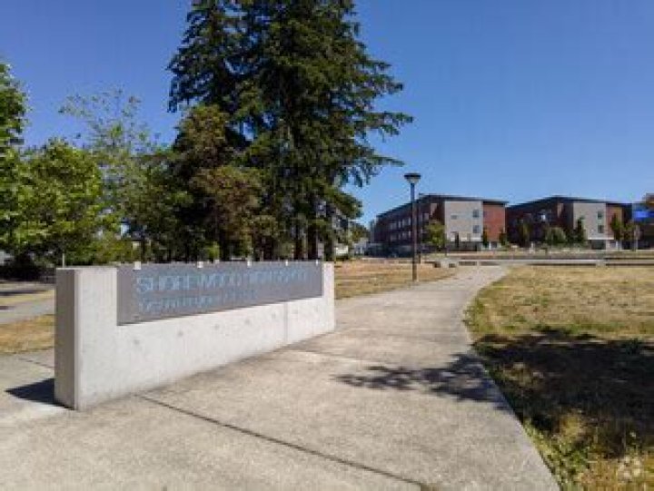 Shorewood High School - Shoreline