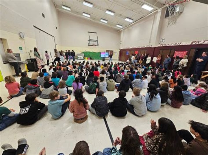 Shoshone Elementary School - Shoshone