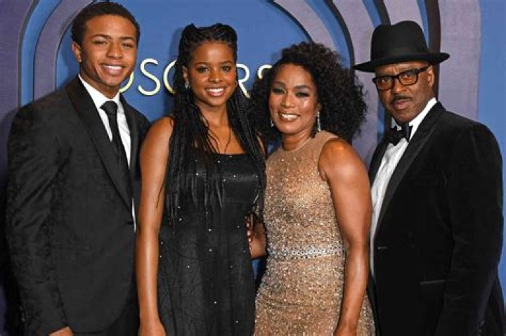 SLATER VANCE PRAISES MOM ANGELA BASSETT AFTER OSCARS UPSET