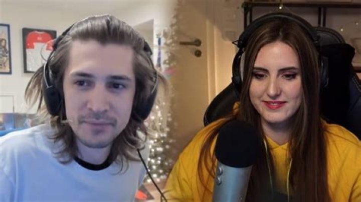 Small Twitch streamer claims she was 
