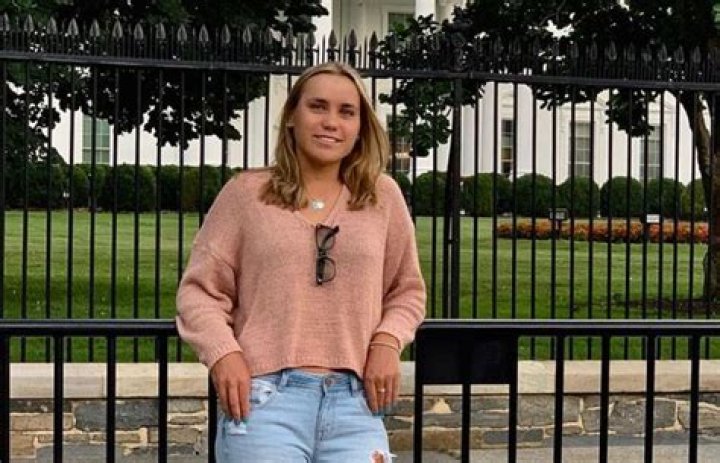 Sofia Kenin Net Worth, Ranking, House, Coach, Age, Height, Weight, Now, Instagram