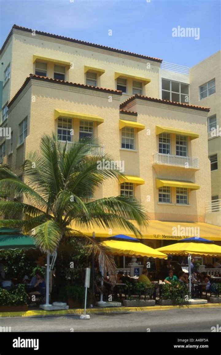	SOUTH BEACH TO GET MEZZALUNA RESTAURANT (BUT NO O.J. TO GO)	