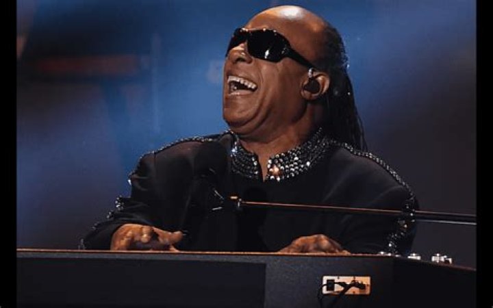 Stevie Wonder - Bio, Net Worth, Height