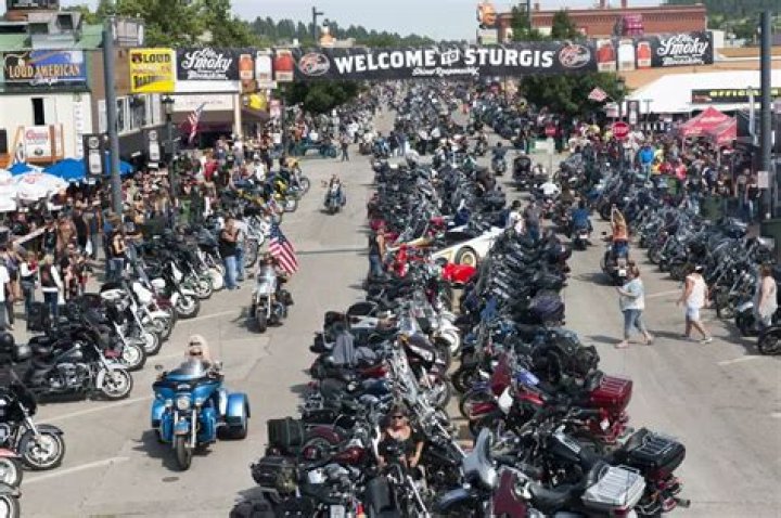 Sturgis motorcycle rally's empty Budweiser tent leaves netizens stunned