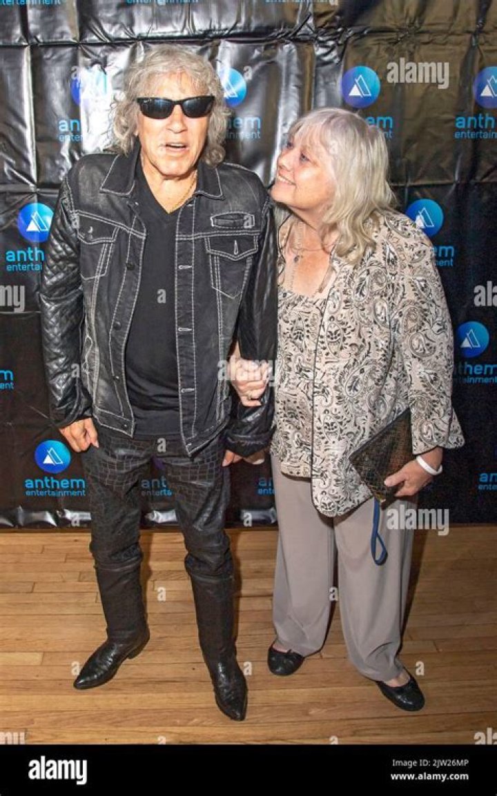 Susan Omillian- José Feliciano's wife