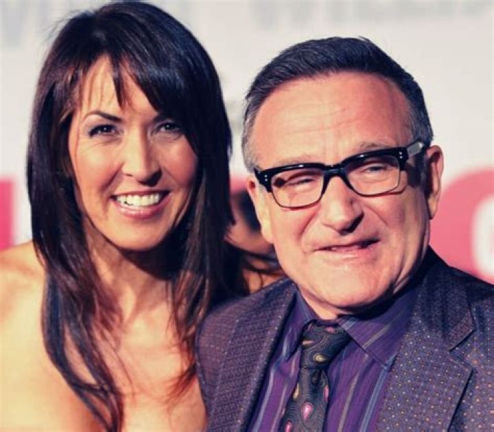 Susan Schneider Wiki, Net Worth, Age, Wedding【 Robin Williams Wife 】