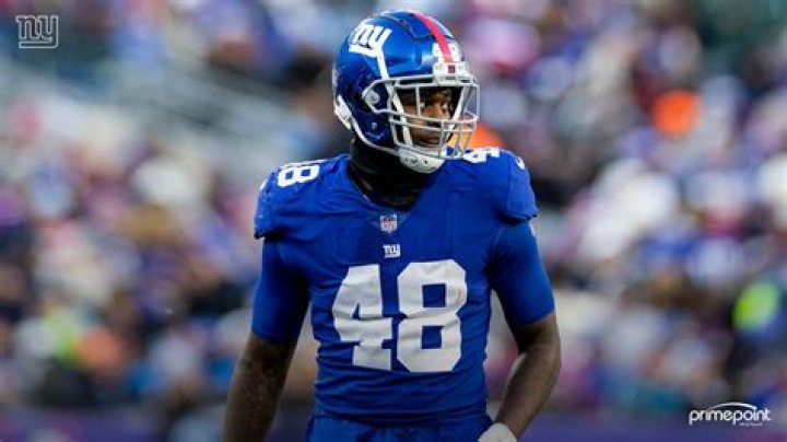Tae Crowder (American football) Bio, Age, Height, Girlfriend, Net Worth, NFL, Stats