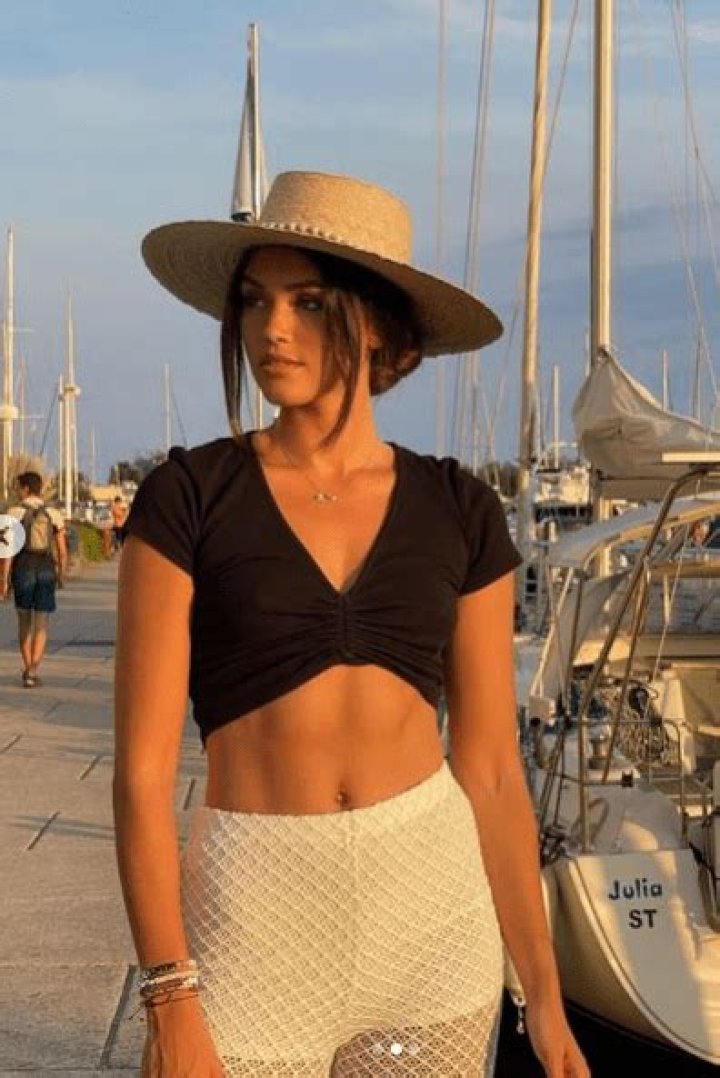 Taille Diane Leyre