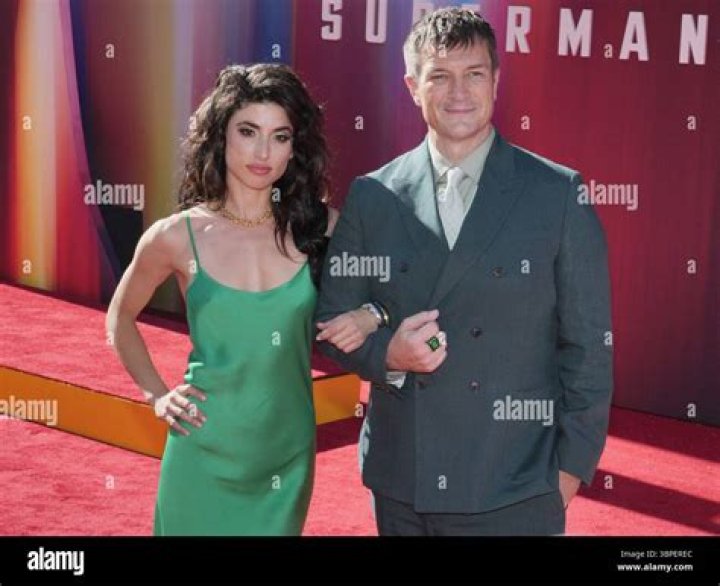 Tania Raymonde: A Deep Dive Into Her Relationships