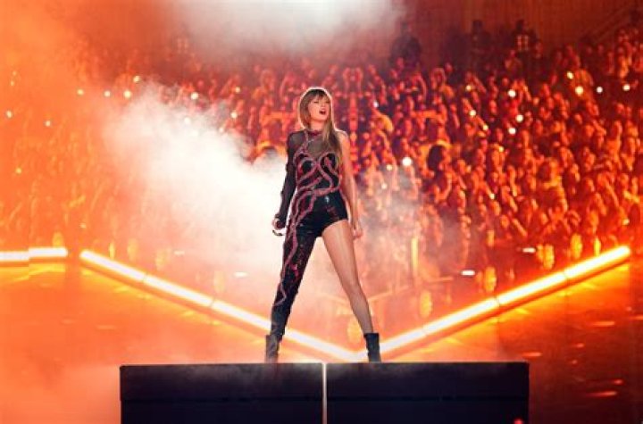 Taylor Lautner nervously backflipped on Taylor Swift’s Eras Tour stage