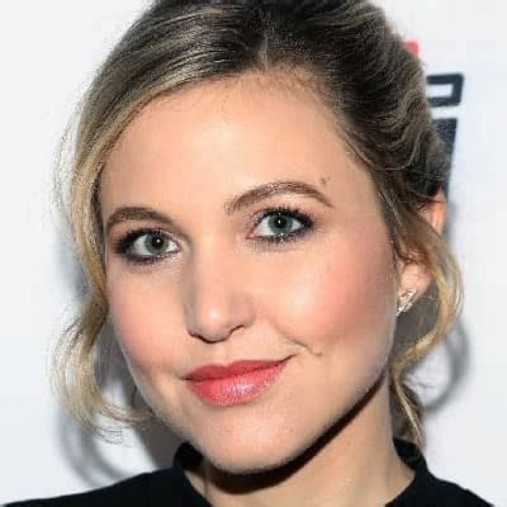 Taylor Tomlinson - Bio, Age, Net Worth, Height, In Relation, Nationality, Body Measurement, Career
