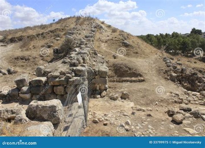 	Tel Lachish: An ancient fortress comes to life	