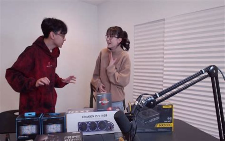 TenZ left speechless after Kyedae drops $3,000 graphics card on stream