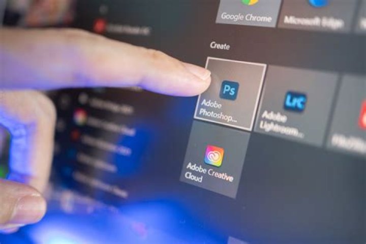The 10 Best Free Apps for Managing Your Social Accounts