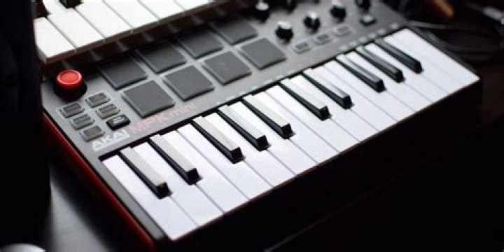 The 9 Best USB MIDI Controllers for Musicians