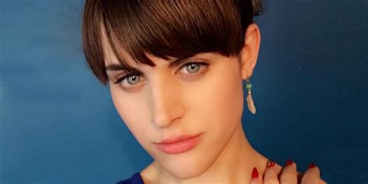 Theryn Meyer Biography, Age, Relationship, Net worth