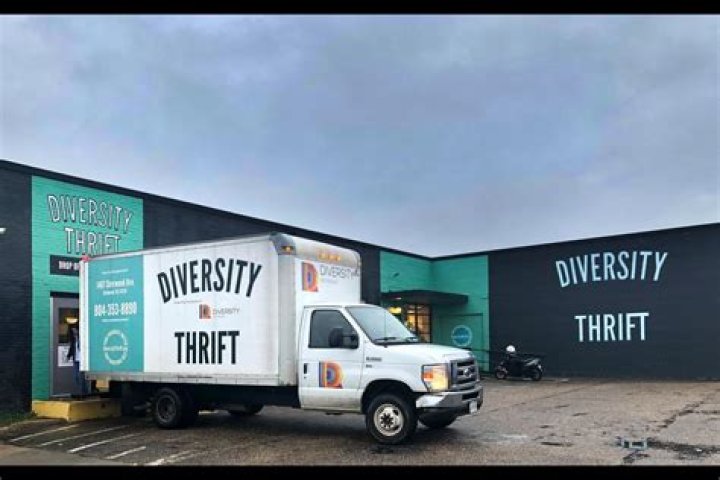 	Thrill of the hunt: Thrift store opens new location	