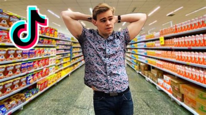 TikToker goes viral with bizarre grocery store musical parody
