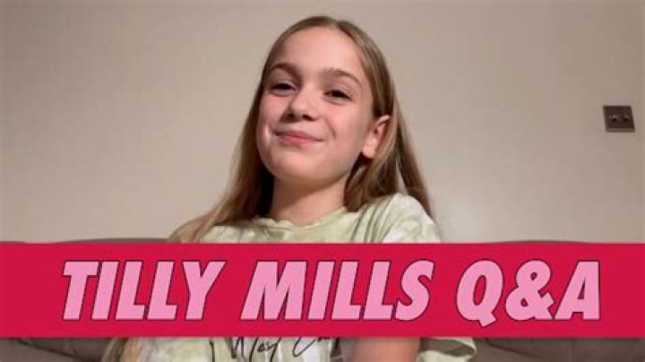 Tilly Mills - Bio, Age, Single, Nationality, Body Measurement, Career