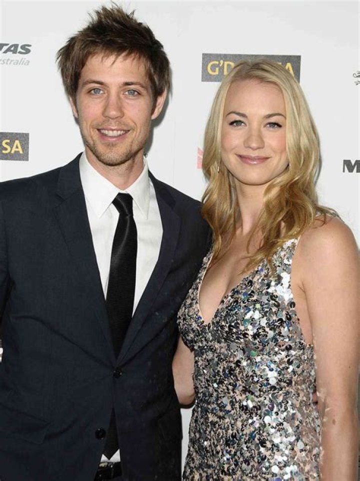Tim Loden Age, Net Worth, Biography【 Yvonne Strahovski Husband 】