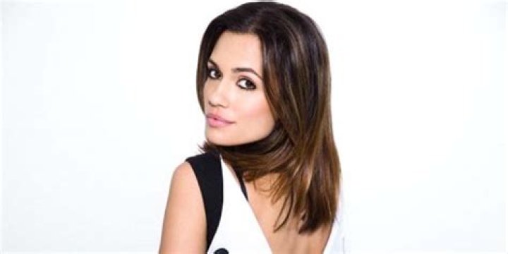 Torrey DeVitto Biography