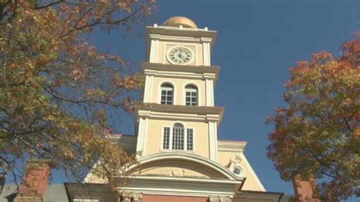 Trial date set for Mount Union guidance counselor accused of having sexual relationship with student