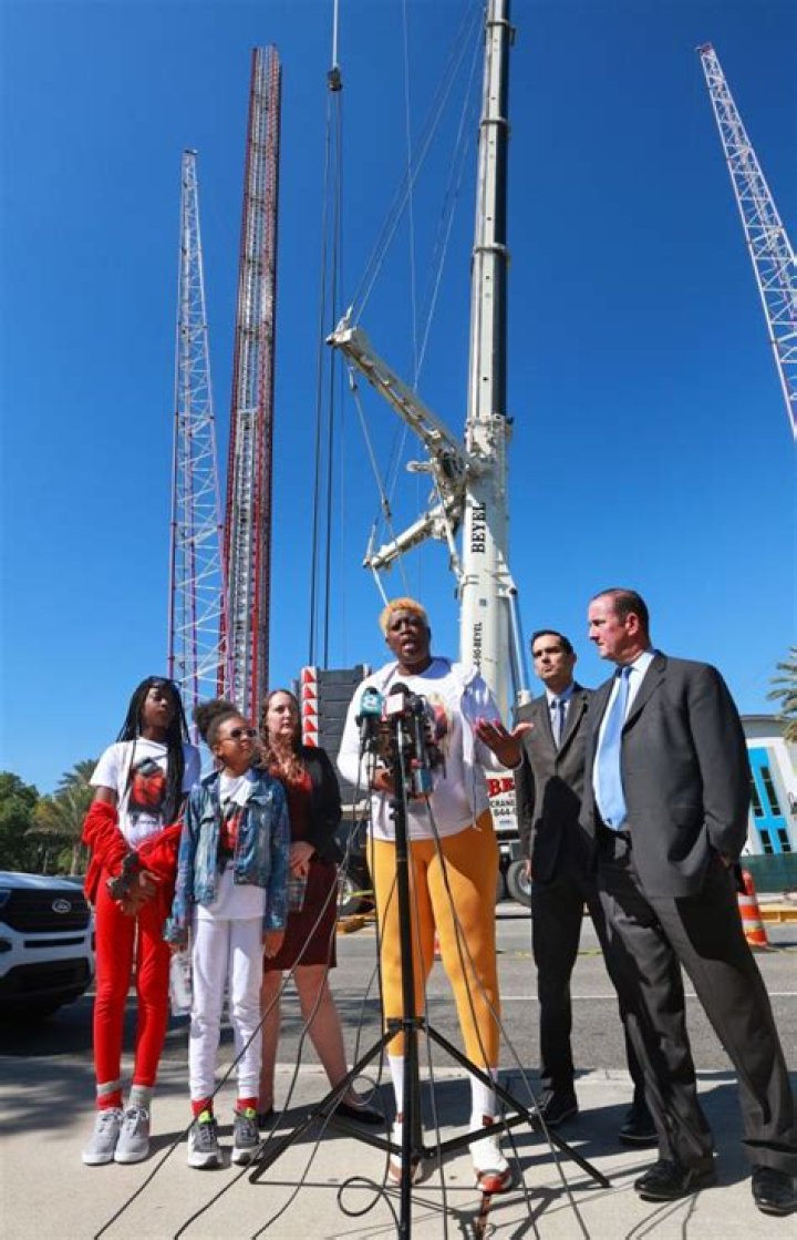 	Tyre Sampson’s mom settles lawsuit against Free Fall owner, ICON Park	