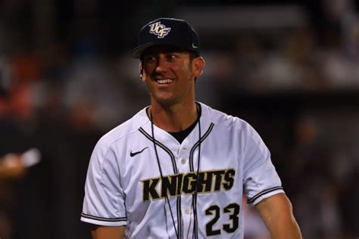 	UCF baseball coach Greg Lovelady signs three-year contract extension	