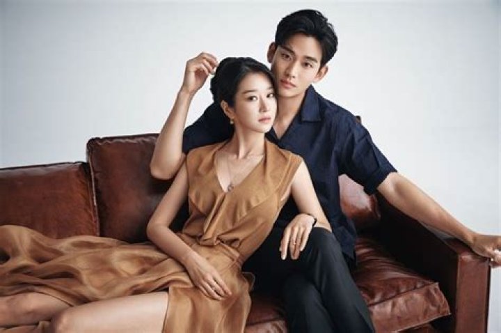 Unraveling The Mystery: Is Kim Yeji Married?