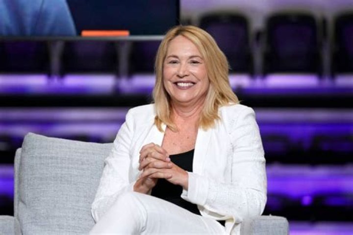 Unraveling The Relationship Status Of Doris Burke: Is Doris Burke Single?