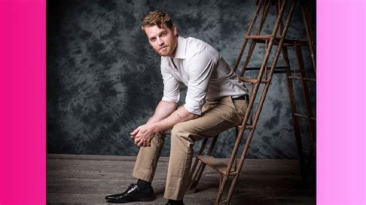 Unveiling Jared Keeso Height: A Dive Into The Actor's Stature