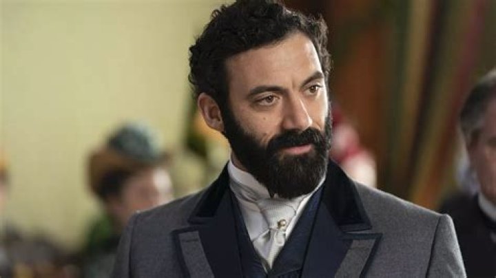 Unveiling Morgan Spector: The Multifaceted Talent Of Stage And Screen