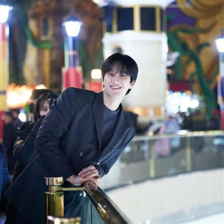 Unveiling The Age Of Ahn Bo Hyun: A Journey Through Time