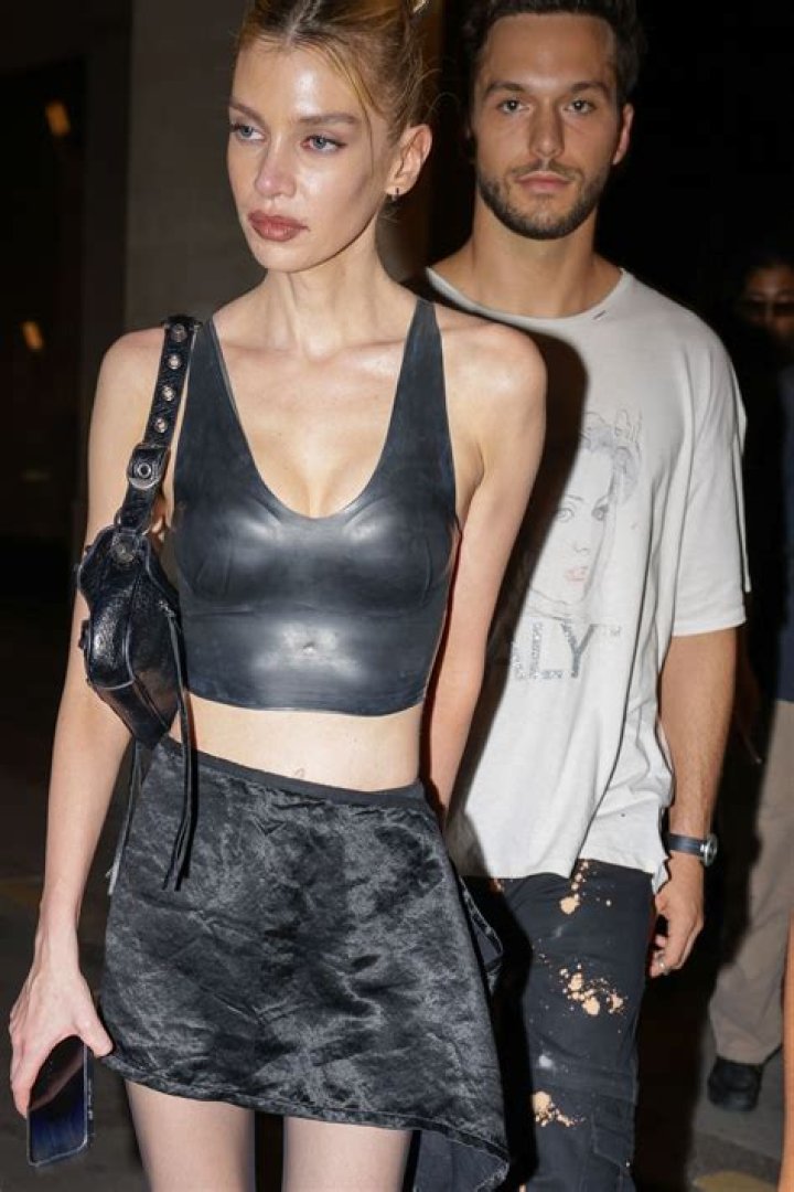 Unveiling The Heart Of Stella Maxwell: Who Is Her Girlfriend?