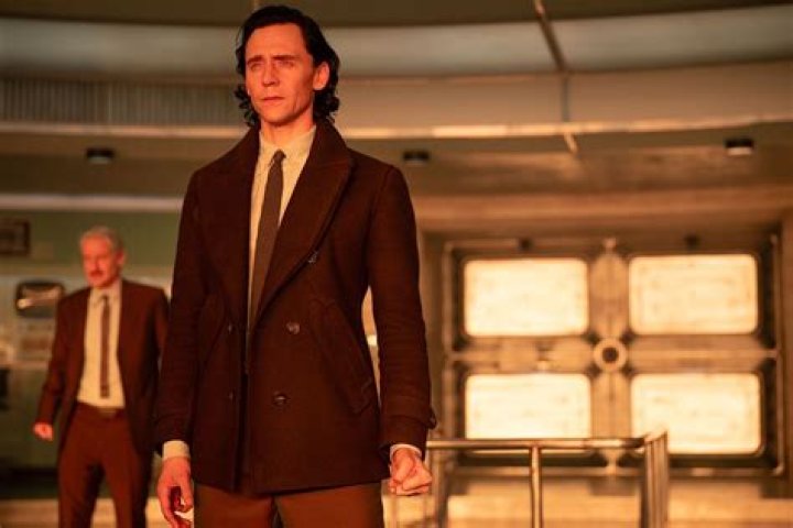 Unveiling The Height Of Tom Hiddleston: Discoveries And Insights
