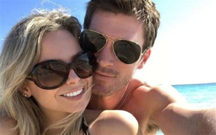 Unveiling The Life Of Christopher Russell's Wife: A Deep Dive