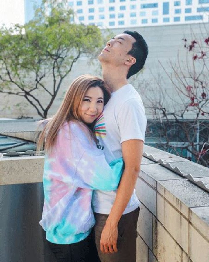 Unveiling The Love Life: Who Is Fuslie Dating?