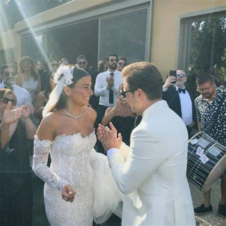 Unveiling The Mystery: Is Engin Akyürek Married?